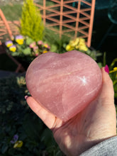 Load image into Gallery viewer, Rose Quartz Heart Carving On Stand
