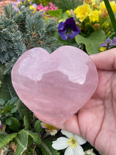 Load image into Gallery viewer, Rose Quartz Heart Carving On Stand
