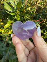 Load image into Gallery viewer, Amethyst Heart Carving
