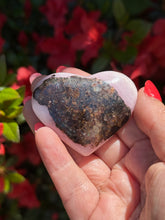Load image into Gallery viewer, Uv Reactive Pink Aragonite Heart Carving

