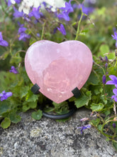 Load image into Gallery viewer, Gemmy Rose Quartz Heart Carving with Stand
