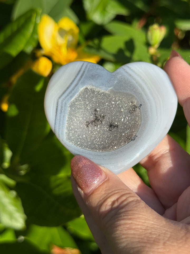 Druzy Agate Heart Carving