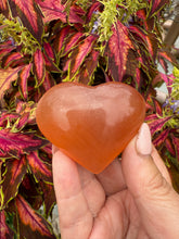 Load image into Gallery viewer, Orange Calcite Heart Carving
