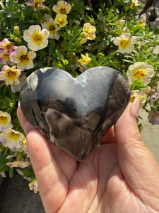 UV Reactive Volcano Agate Heart Carving