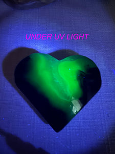 UV Reactive Volcano Agate Heart Carving