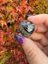 Load image into Gallery viewer, Pietersite Puff Pocket Heart Carving
