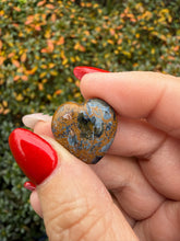 Load image into Gallery viewer, Pietersite Puff Pocket Heart Carving
