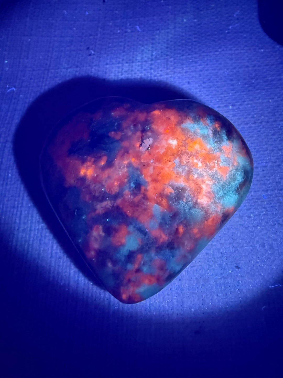 Rare UV Reactive Tenebrescent Hackmanite Heart