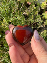 Load image into Gallery viewer, Pocket Carnelian Heart Carving
