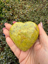 Load image into Gallery viewer, Green Opal Heart Carving
