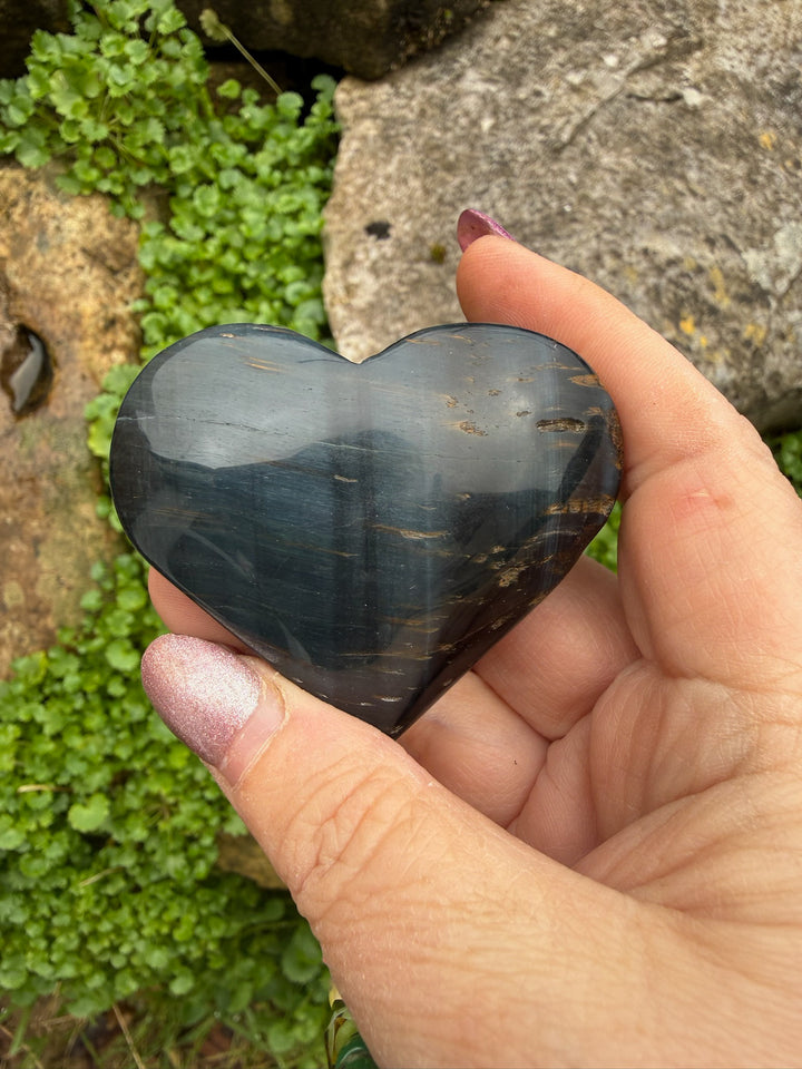 Blue Tigers Eye Heart Carving
