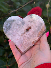 Load image into Gallery viewer, Moss Agate and Quartz Heart Carving
