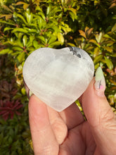 Load image into Gallery viewer, Uv Reactive Smoky Mangano Calcite Heart Carving
