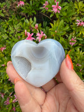 Load image into Gallery viewer, Druzy Agate Heart Carving
