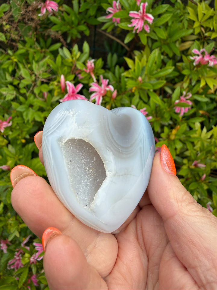 Druzy Agate Heart Carving