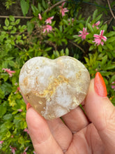 Load image into Gallery viewer, Flower Agate Heart Carving
