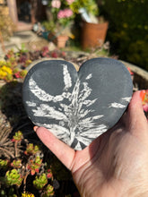 Load image into Gallery viewer, Unusual Chrysanthemum Stone Heart Carving with Stand
