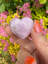 Load image into Gallery viewer, Uv Reactive Kunzite Heart Carving from Brazil

