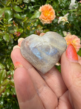 Load image into Gallery viewer, Moonstone and Sunstone Heart Carving From India
