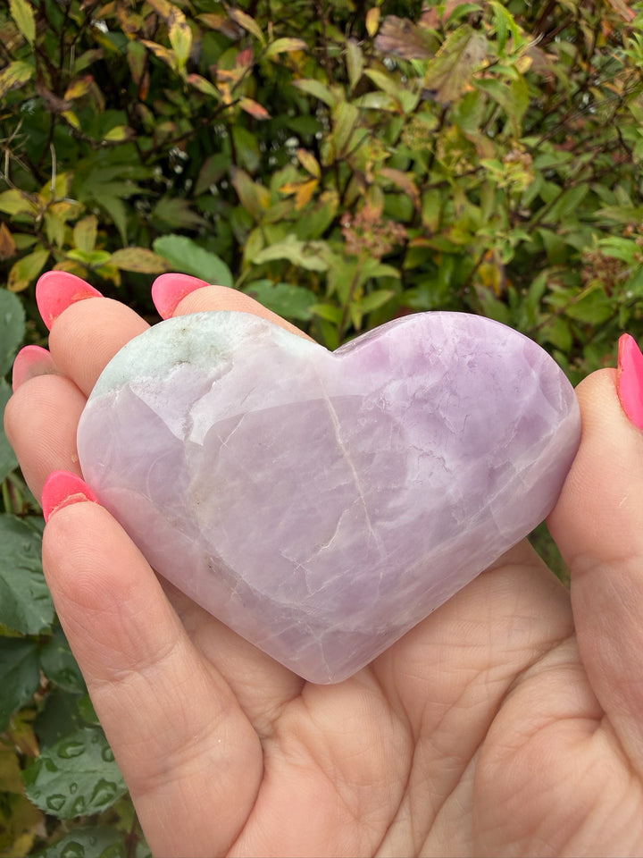 Uv Reactive Kunzite and Hiddenite Heart Carving