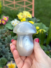 Load image into Gallery viewer, Large Agate Mushroom Carving
