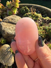 Load image into Gallery viewer, Rose Quartz Palmstone
