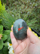 Load image into Gallery viewer, Africa Bloodstone Palmstone
