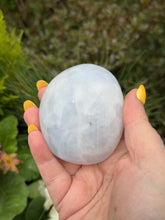 Load image into Gallery viewer, Large Blue Calcite Palmstone or Galet

