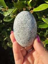 Load image into Gallery viewer, K2 Palmstone
