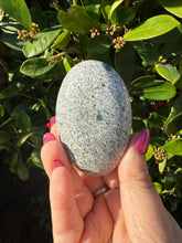 Load image into Gallery viewer, K2 Palmstone
