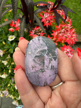 Load image into Gallery viewer, Atlantisite Stitchite and Serpentine Palmstone
