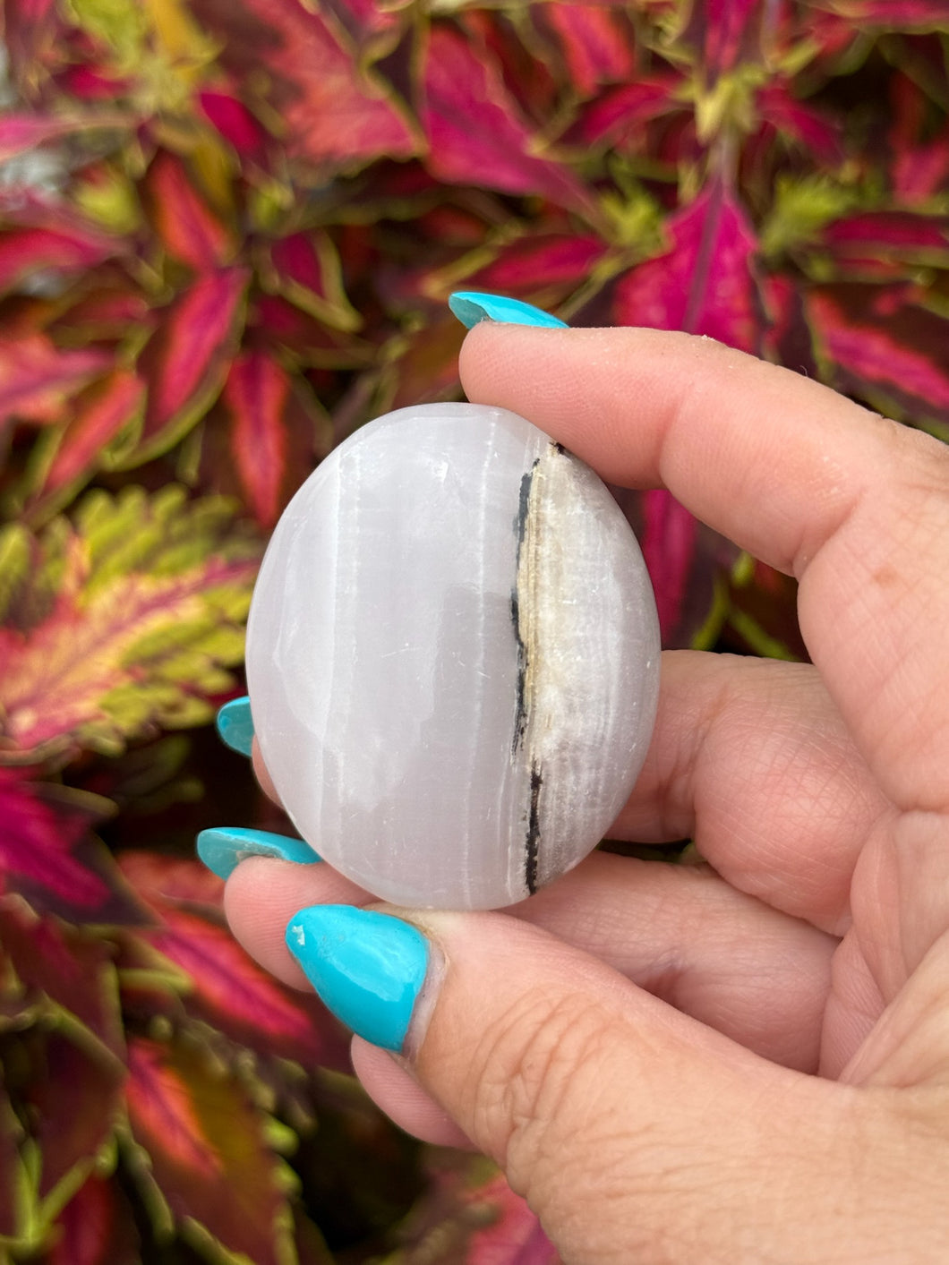 UV Reactive Smoky Mangano Calcite Palmstone