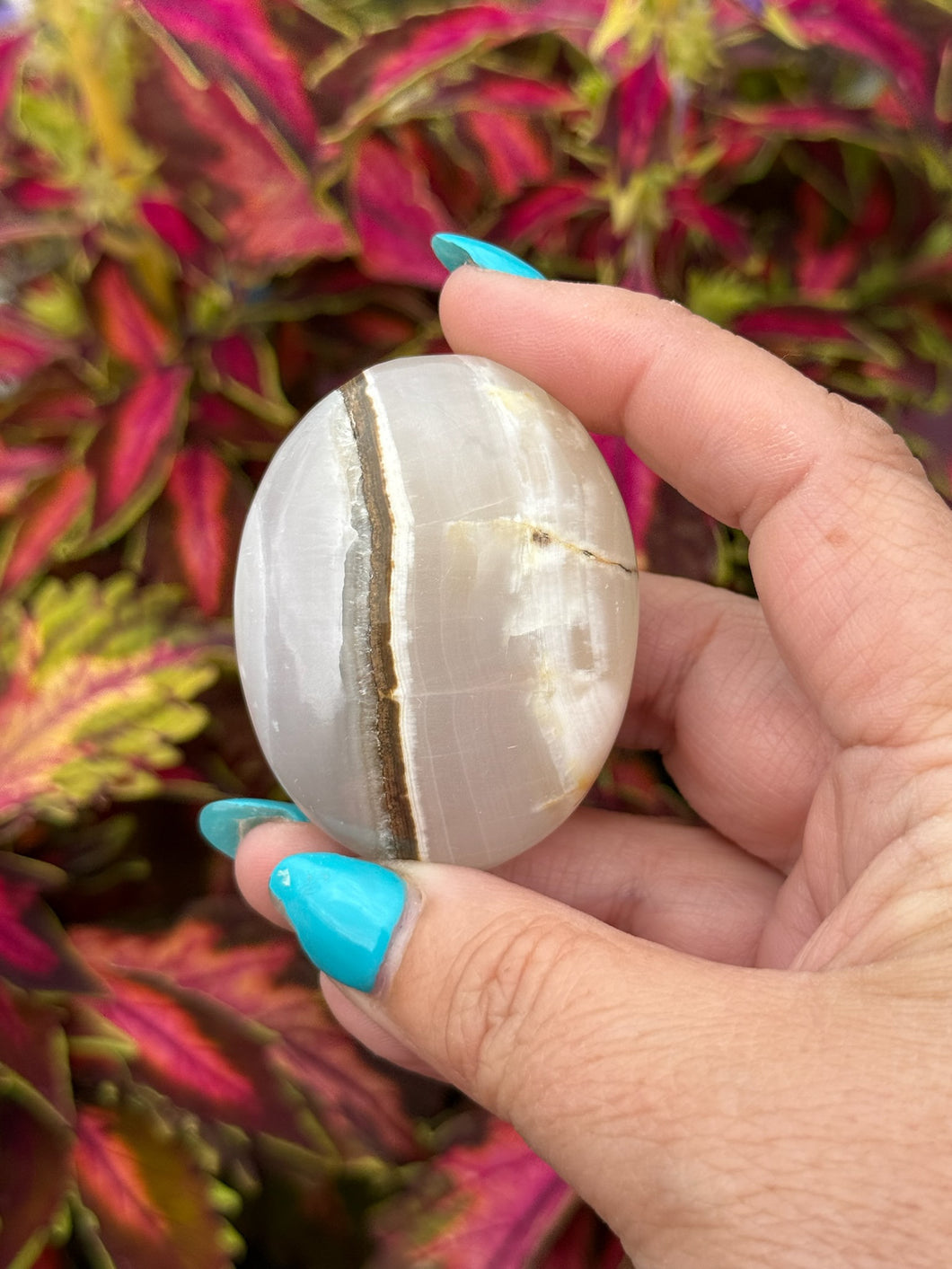 UV Reactive Smoky Mangano Calcite Palmstone