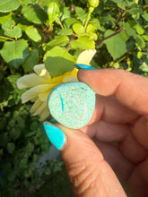 Load image into Gallery viewer, Natural Turquoise Tumblestone from Peru
