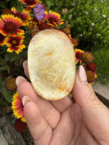 Golden Mica Palmstone