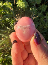 Load image into Gallery viewer, Andean Pink Opal Tumblestone
