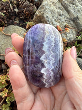 Load image into Gallery viewer, Dream Chevron Amethyst Palmstone
