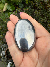 Load image into Gallery viewer, Terahertz Palmstone
