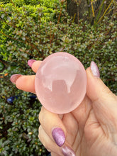 Load image into Gallery viewer, Rose Quartz Palmstone
