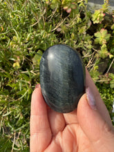 Load image into Gallery viewer, Blue Tigers Eye Palmstone
