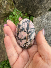 Load image into Gallery viewer, Rhodonite Palmstone
