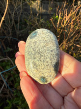 Load image into Gallery viewer, K2 Palmstone
