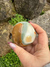Load image into Gallery viewer, Polychrome Jasper Palmstone
