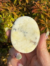 Load image into Gallery viewer, Merlinite Dendritic Agate Palmstone
