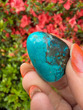Load image into Gallery viewer, Vibrant Chrysocolla Tumblestone from Peru
