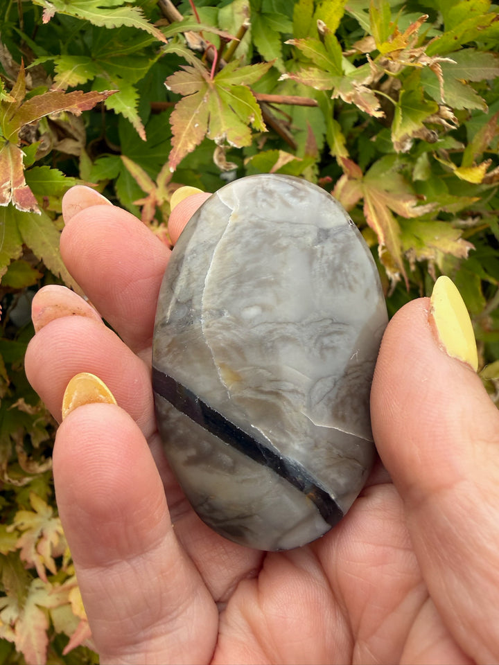 Volcano Agate Palmstone