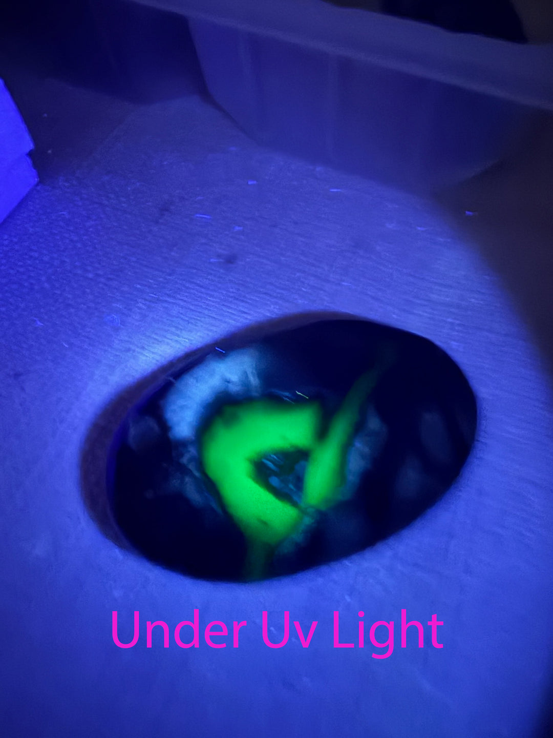 Uv Reactive Volcano Agate Palmstone
