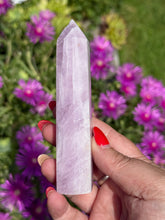 Load image into Gallery viewer, Kunzite Tower
