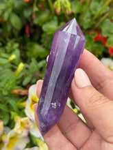Load image into Gallery viewer, Amethyst Vogel with 24 Facets
