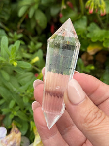 Rutile Quartz Vogel with 24 Facets